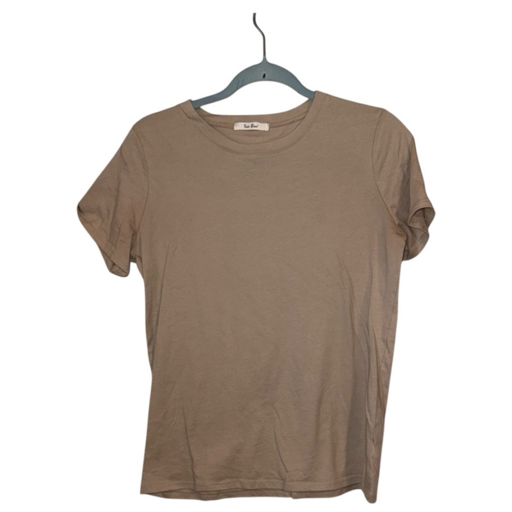 🍒Tres Bien Tan Crew Neck T-Shirt